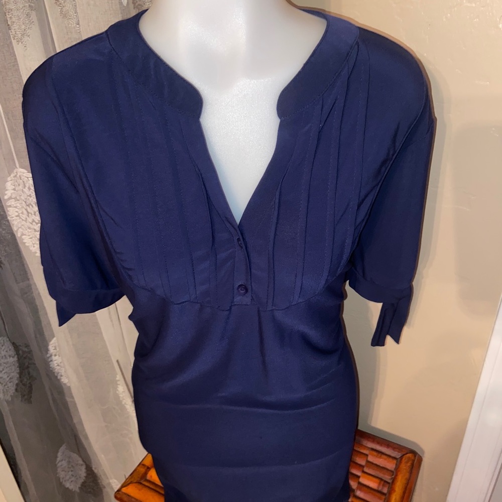 Preseption Concept 2 button navy blouse